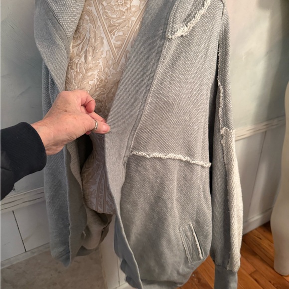 Free people Cozy Gray Hooded Cardigan sweater shirt super oversized - Picture 11 of 13